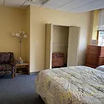 Pershing Heights 16