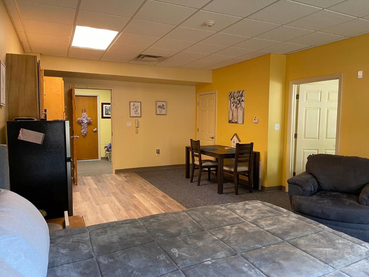 Apartment Pershing Heights 16