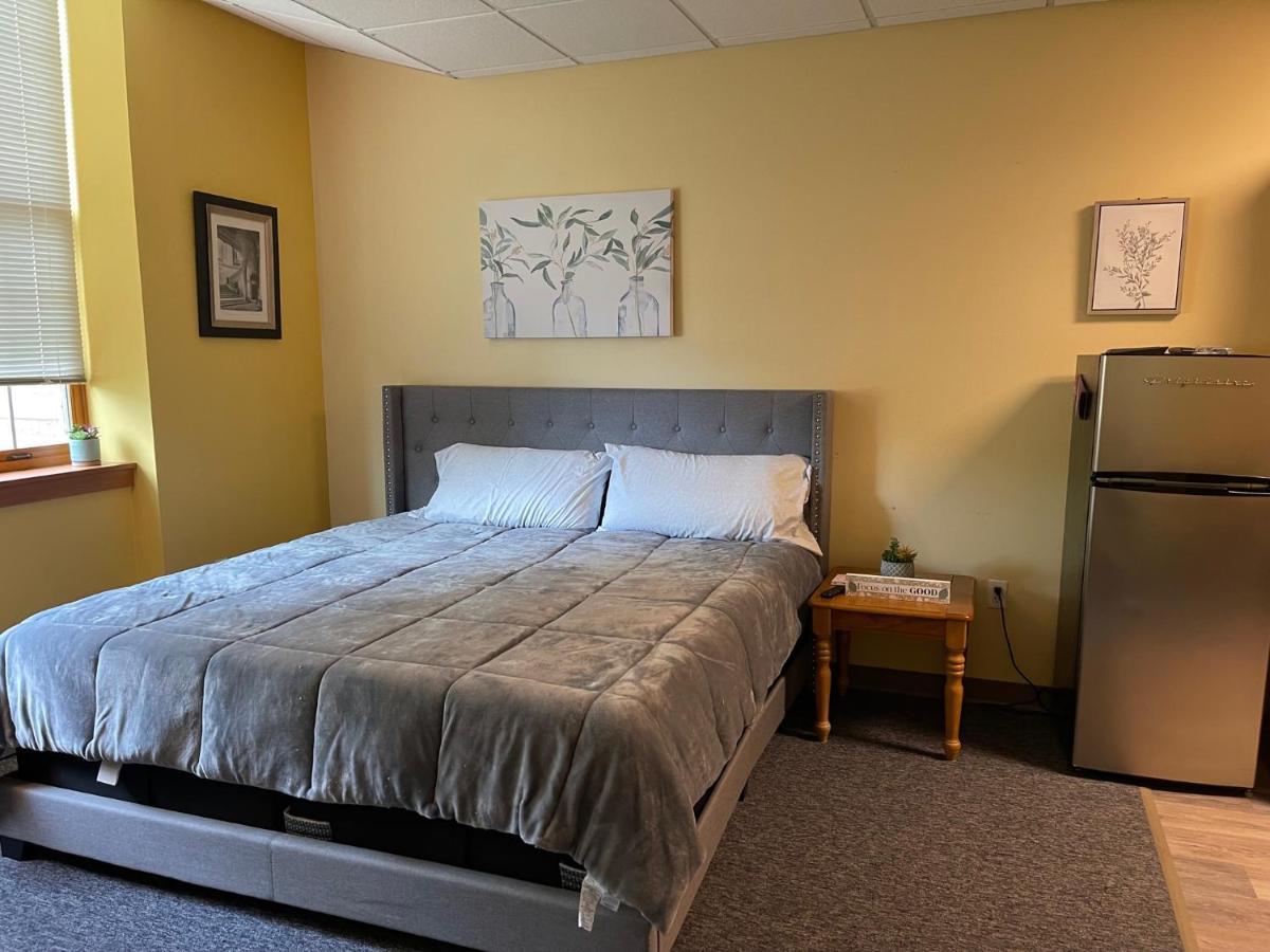 Pershing Heights 16 Apartment New Kensington